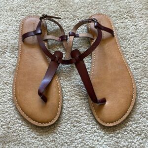 Women’s sandals